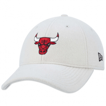 Boné New Era Dad Hat Chicago Bulls Modern Classic Off White